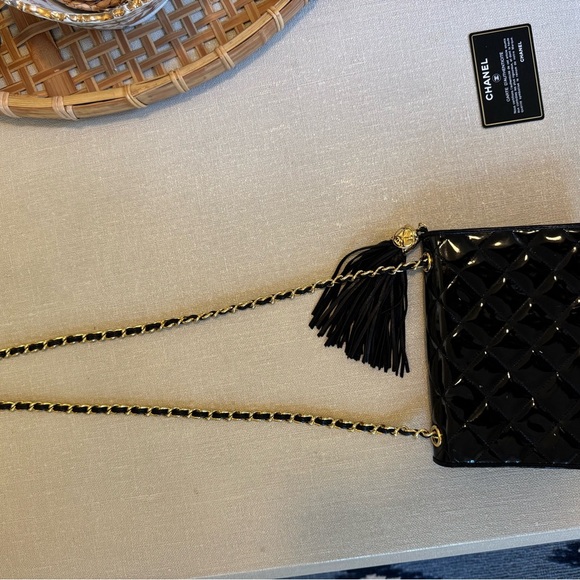 Chanel Vintage Quilted Patent Leather Shoulder Bag with Tassel - Picture 8 of 13